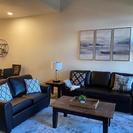 Hotel Spectacular Penthouse With Amazing Views, Indoor Pool And Hot Tub à Canmore Extérieur photo