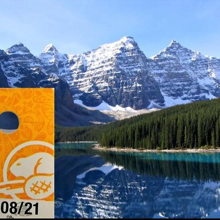 Hotel Spectacular Penthouse With Amazing Views, Indoor Pool And Hot Tub à Canmore Extérieur photo