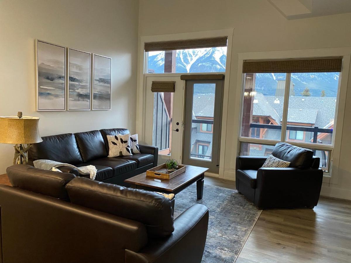 Hotel Spectacular Penthouse With Amazing Views, Indoor Pool And Hot Tub à Canmore Extérieur photo