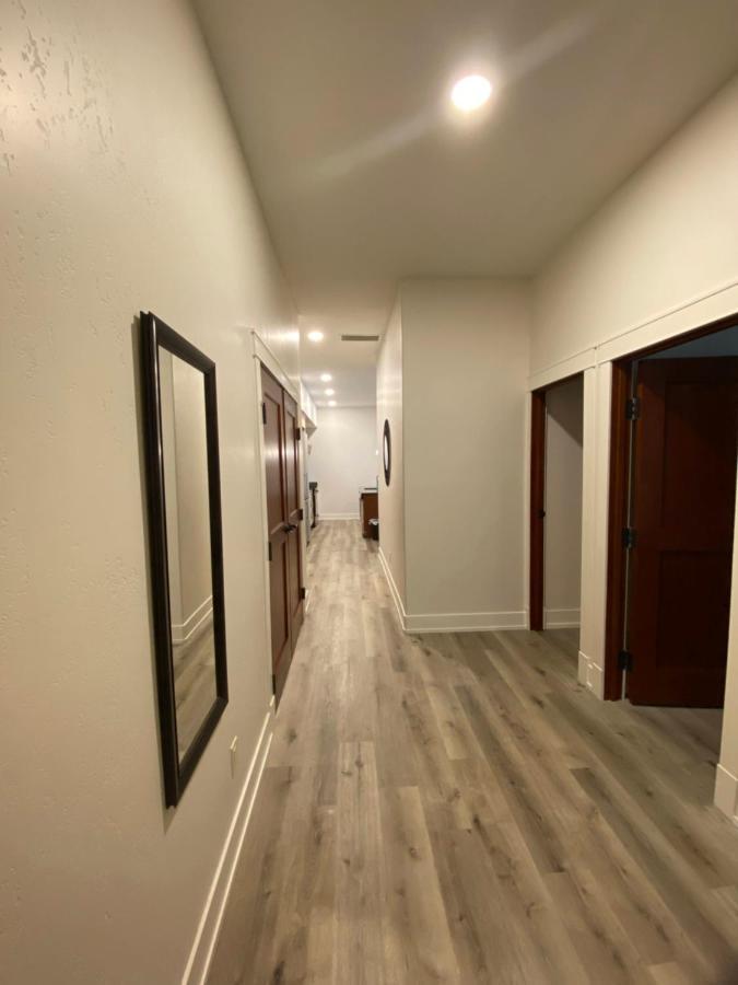 Hotel Spectacular Penthouse With Amazing Views, Indoor Pool And Hot Tub à Canmore Extérieur photo